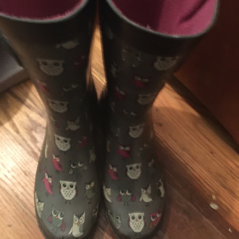 Rain boots